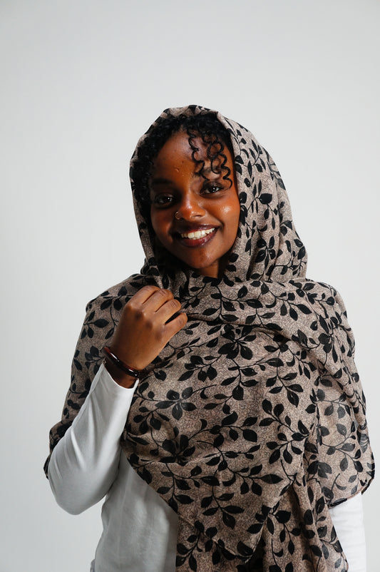 Nebisa scarf